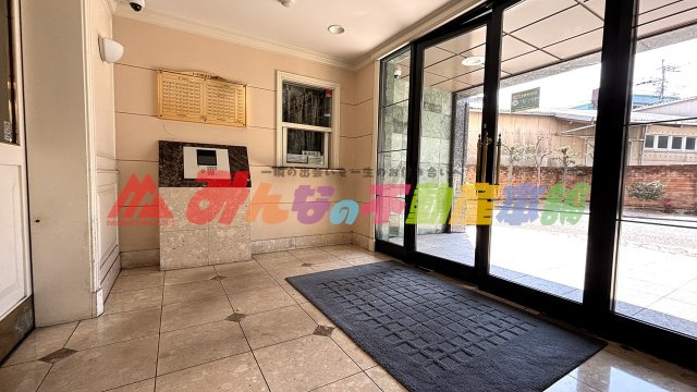 アーサー久留米グランセのエントランス