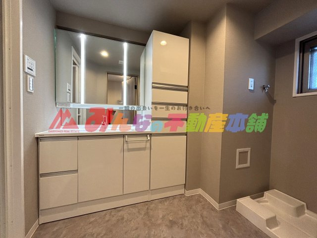 アーサー久留米グランセの独立洗面台