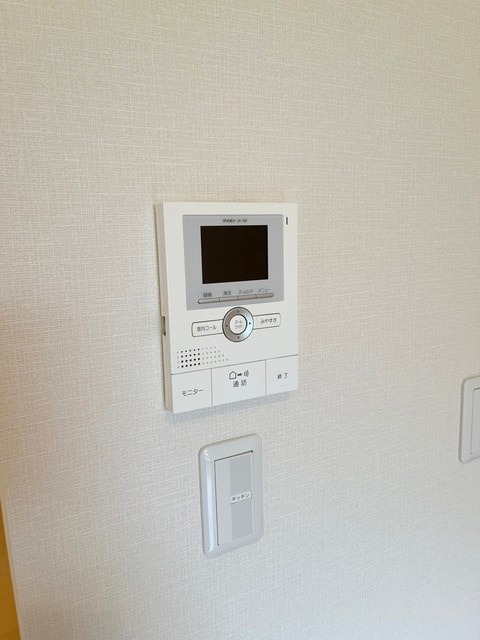 ヒッグス泉のセキュリティ|★モニター付きインターホン★