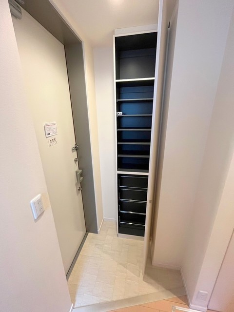 ヒッグス泉の玄関|★シューズボックス有★