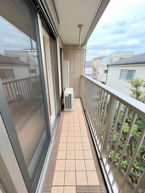 ヒッグス泉のバルコニー|★2階バルコニー★