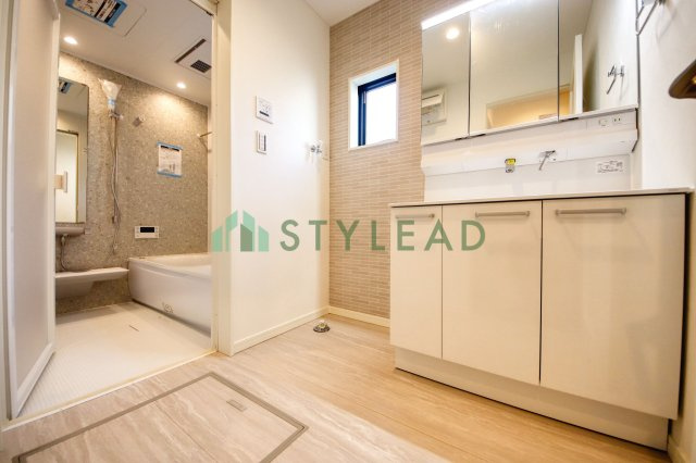 【独立洗面台】