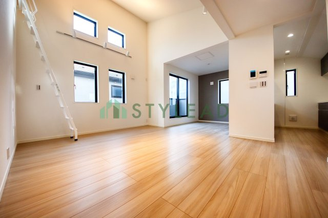 【居間・リビング】