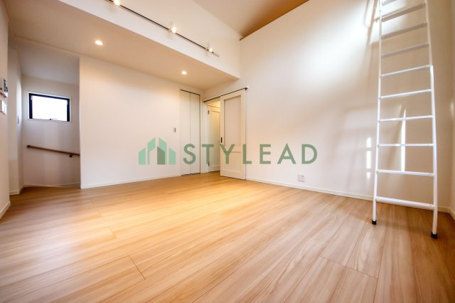 【居間・リビング】