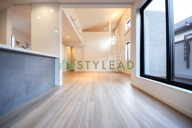 【居間・リビング】