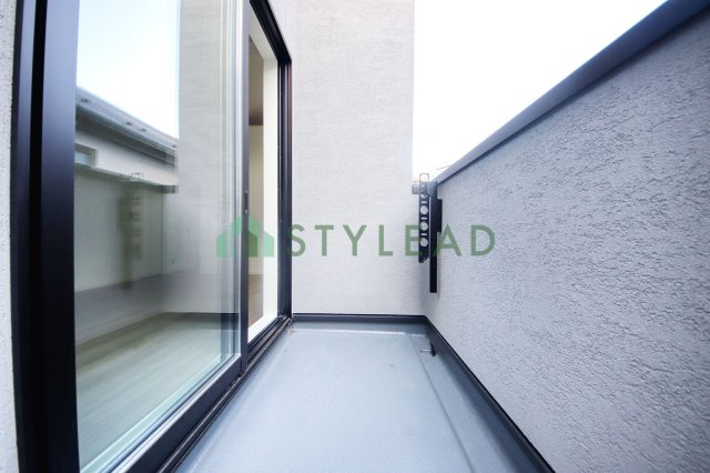 【バルコニー】