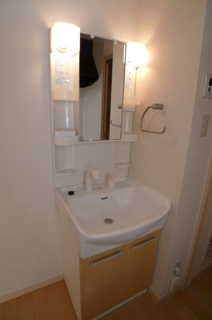 プランドール・fの独立洗面台