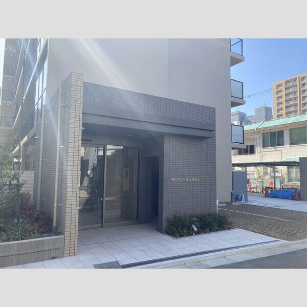 M'sマンション長栄寺のエントランス