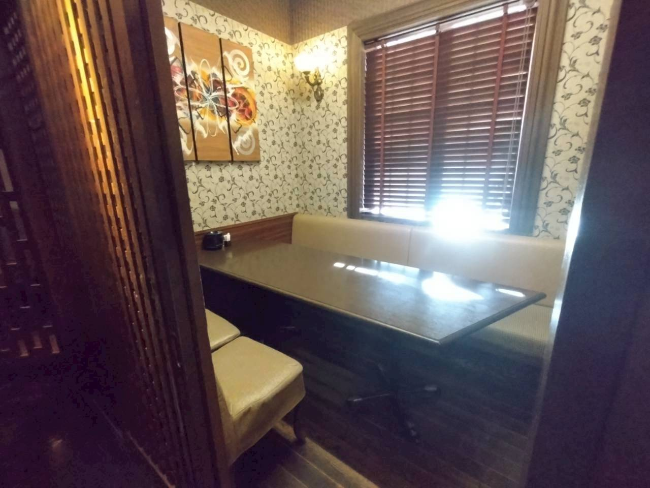 岡崎市梅園町　貸店舗の内装