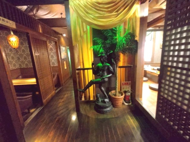 岡崎市梅園町　貸店舗の内装