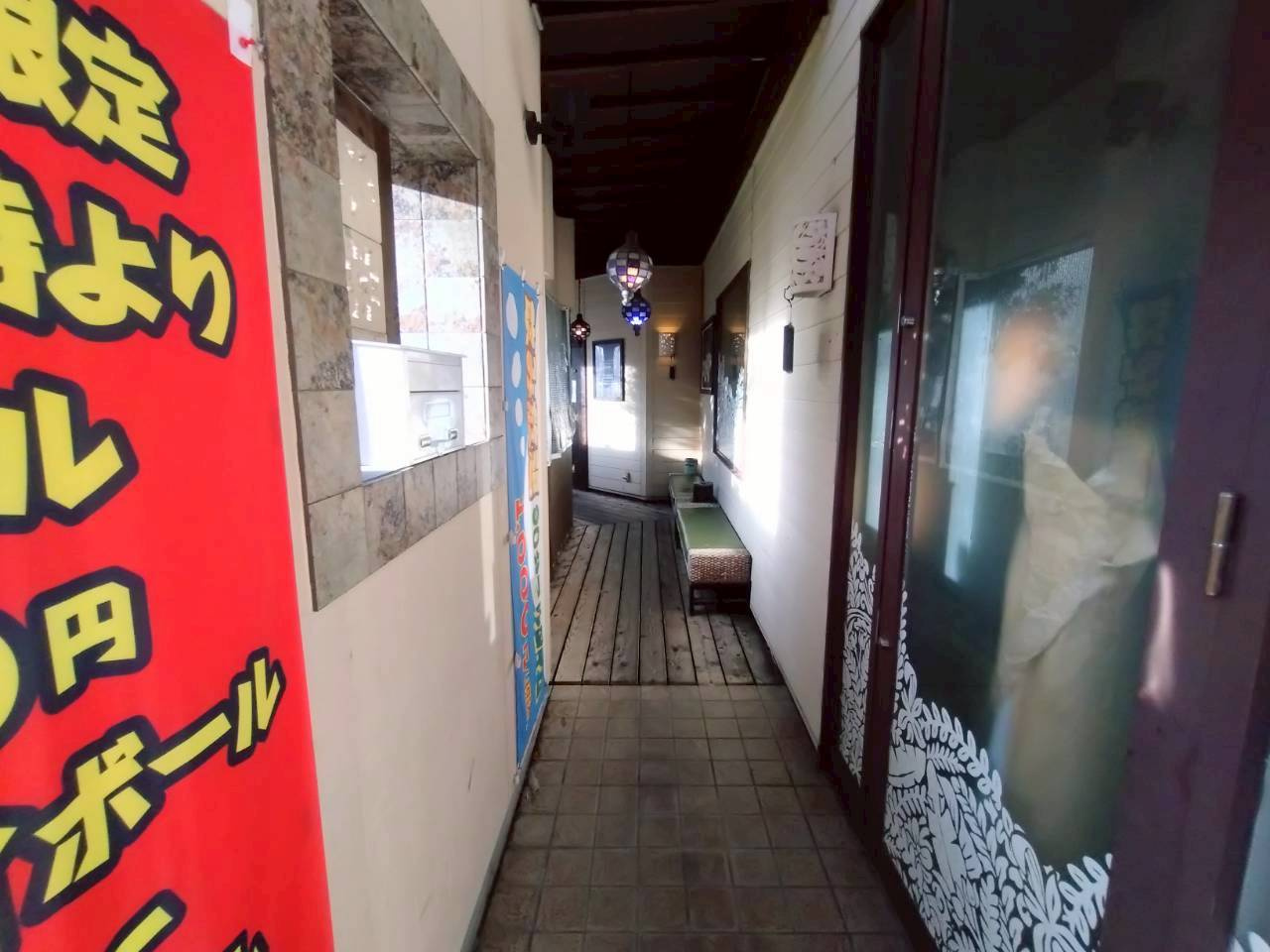 岡崎市梅園町　貸店舗の内装
