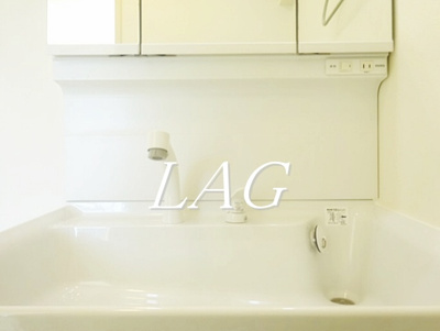 【洗面所】 | ヴィラローレル | 独立洗面台です。