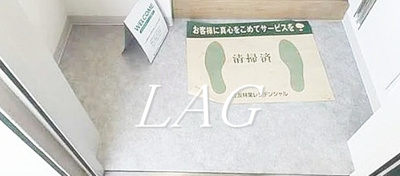 【玄関】 | クレッシェンド三軒茶屋 | 玄関です。