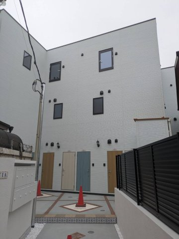 ソルナクレイシア雑司が谷の外観