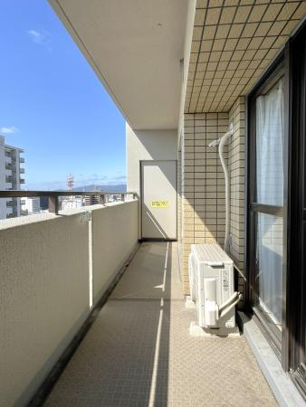 サーパス二番町のバルコニー