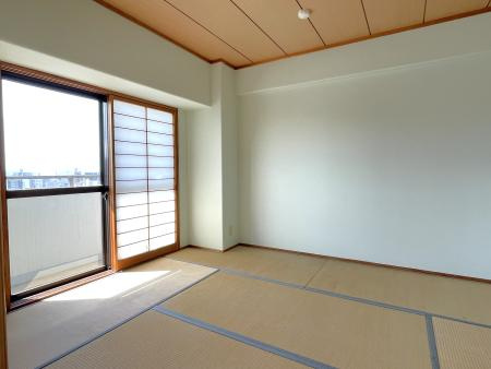 サーパス二番町の和室