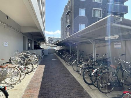 サーパス二番町のその他共用部分|駐輪場