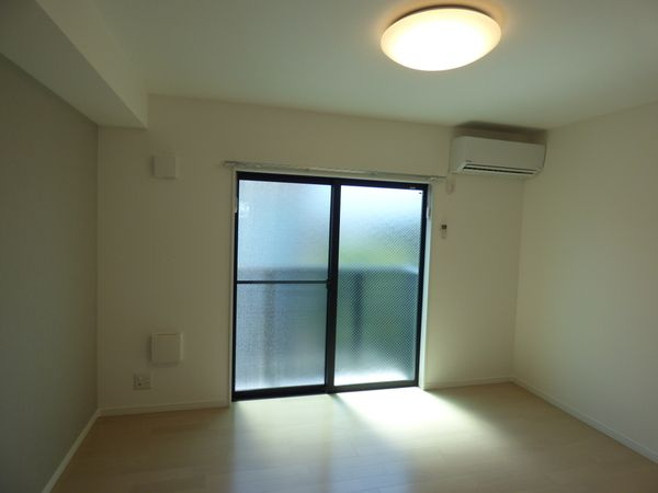 CAREL浜野Aの居間・リビング