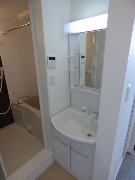 CAREL浜野Aの独立洗面台