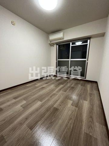 仲介手数料0円！ルミエール芳野の居間・リビング