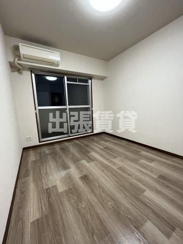 仲介手数料0円！ルミエール芳野の居間・リビング