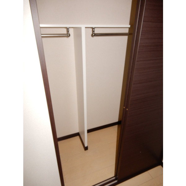 イーストプラザの収納