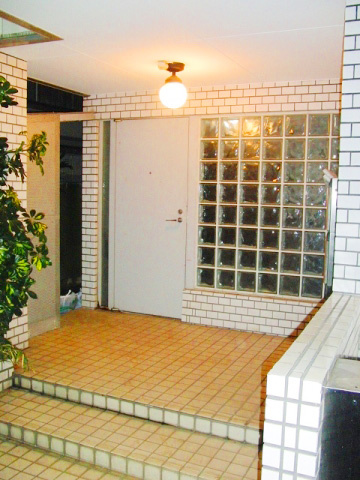 広瀬ビルのエントランス|エントランス