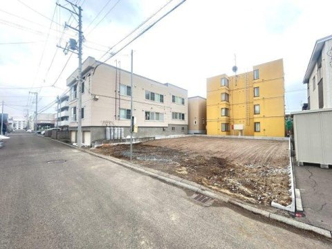【新築戸建】札幌市東区北43条東2丁目2棟の前面道路含む現地写真