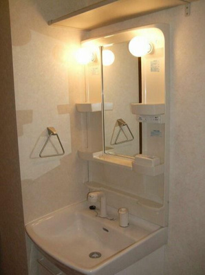 【独立洗面台】 | カサベルデ | 独立洗面台、朝の身支度には欠かせません　※参考写真です