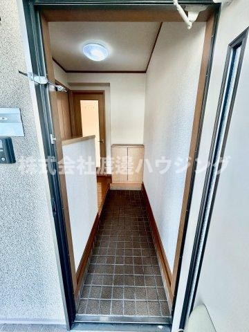 ラポール箕面の玄関