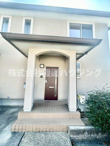 ラポール箕面のエントランス