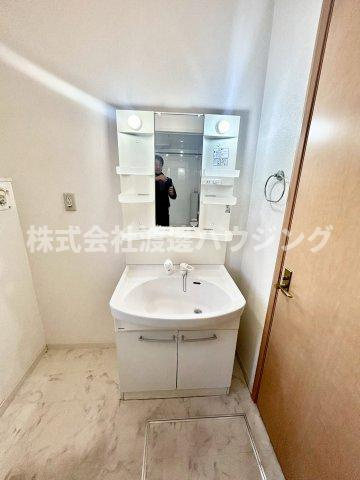 ラポール箕面の洗面所