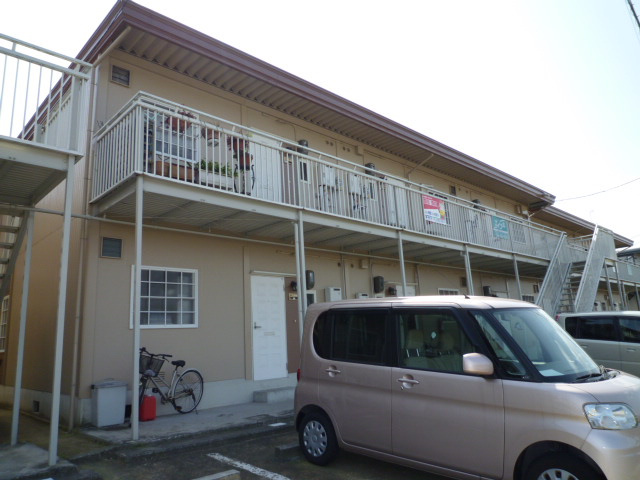 倉敷市宮前のアパートの外観
