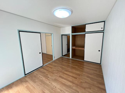 【寝室】 | サンロード広瀬 | 寝室