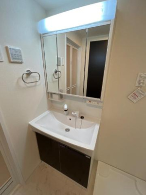 【洗面所】 | ラピスラズリ | 洗髪洗面化粧台