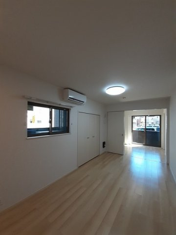 Ｄｏｍａｎｉ（ドマーニ）の居間・リビング