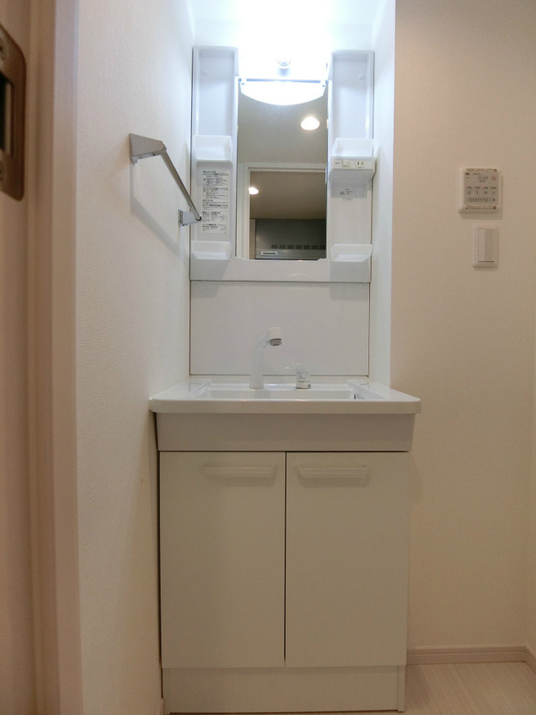 リブリ・Meiwaの洗面所