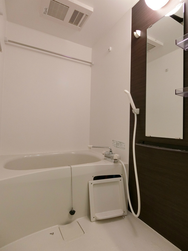 リブリ・浄心Bの浴室