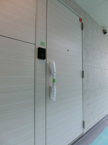 リブリ・浄心Bの玄関