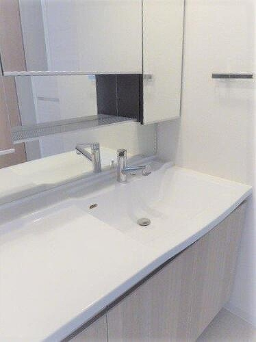 バンベール庄内通ザ・ガーデンの洗面所|独立洗面台「前回募集時」