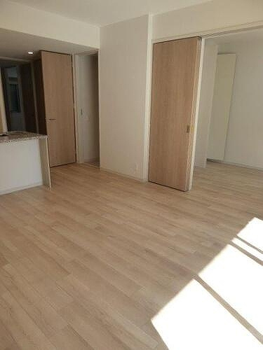 バンベール庄内通ザ・ガーデンの居間・リビング|リビングダイニング「前回募集時」