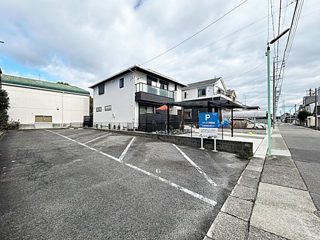 フジパークハイツ A棟・B棟の駐車場