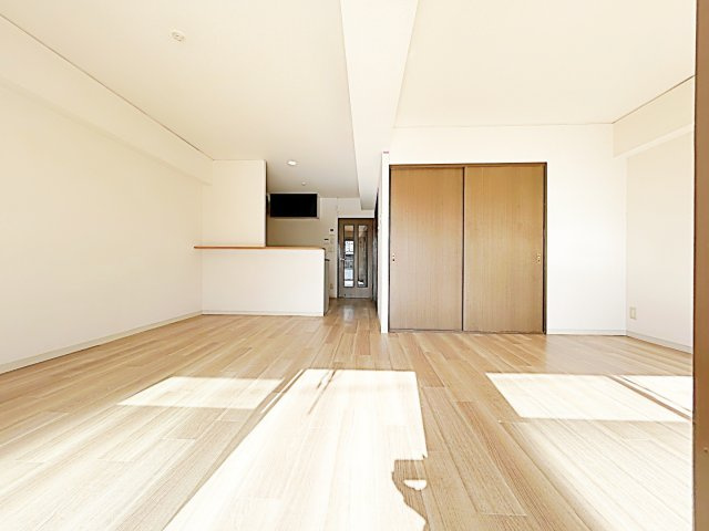 フジパークハイツ A棟・B棟の居間・リビング