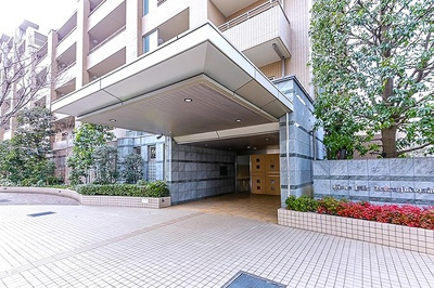 【エントランス】 | ライオンズヒルズ田端不動坂 | エントランス　※前回募集時2023年2月の写真