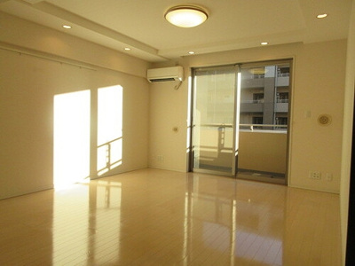 【居間・リビング】 | ライオンズヒルズ田端不動坂 | リビングダイニング　※前回募集時2020年8月の写真