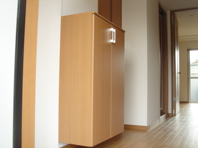 アイリスＭＡＫＩＳＥのその他|シューズボックス