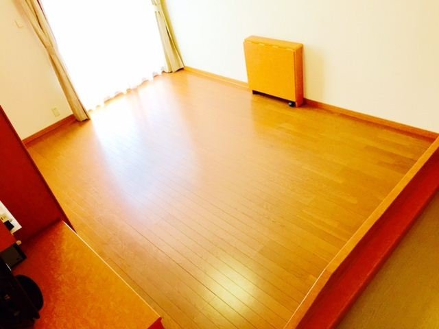 レオパレス加治木の居間・リビング