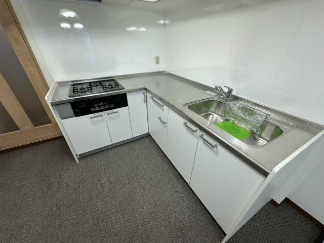 近鉄南港ガーデンハイツ24号棟のキッチン