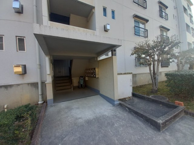 【エントランス】 | 富田第二住宅71号棟