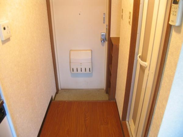 第二玉川グランドハイツの玄関